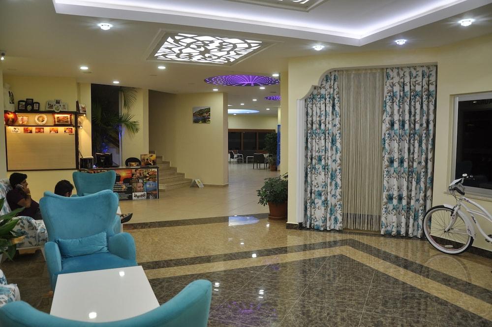 Grand Ati̇Lla Hotel アランヤ エクステリア 写真