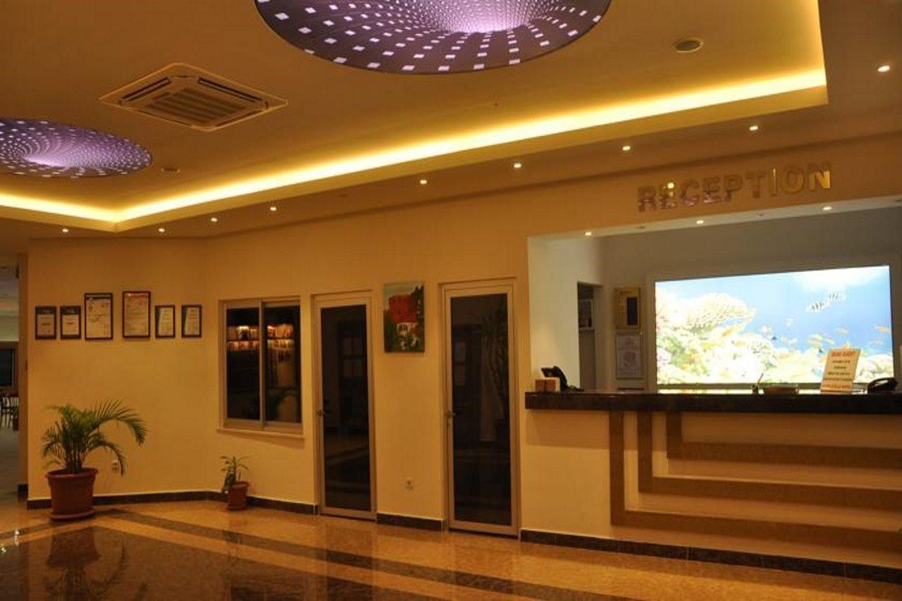 Grand Ati̇Lla Hotel アランヤ エクステリア 写真